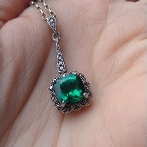 Sterling Silver 18 inch necklace w/ dark green lab created emerald from Zales